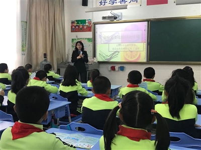 吉林市市場監(jiān)管局進校園 筑牢校園食品安全防線