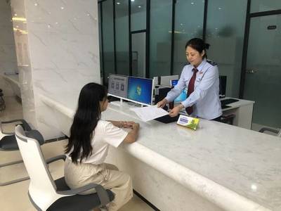 國家稅務總局長春市二道區稅務局辦稅服務窗口進駐政務服務中心，提升稅務服務效能