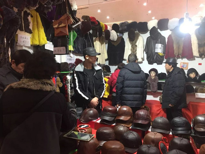 新年盛會(huì)！一場(chǎng)逛吃、中外結(jié)合的購(gòu)物美食盛宴已登陸武漢！鞋帽好物一網(wǎng)打盡